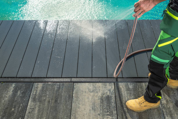 Best Concrete Pressure Washing  in Spirit Lake, IA